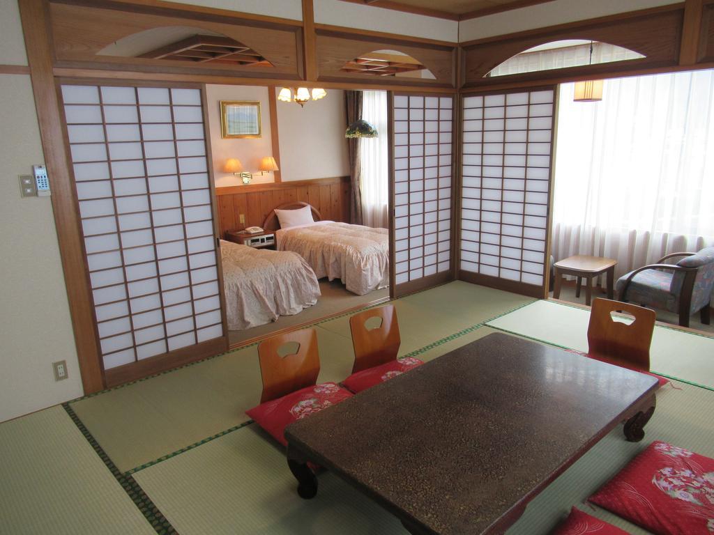 Amagase Onsen Hotel Suikoen Hita Exteriér fotografie