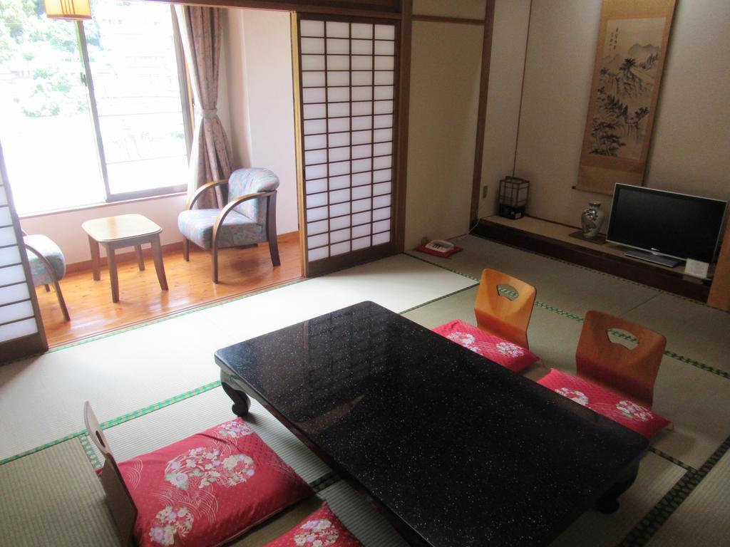 Amagase Onsen Hotel Suikoen Hita Exteriér fotografie